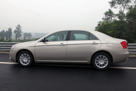 2010款帝豪EC8试驾