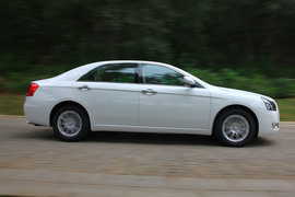 2010款帝豪EC8试驾