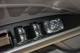 2013款福特蒙迪欧2.0L