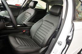2013款福特蒙迪欧2.0L