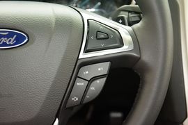 2013款福特蒙迪欧2.0L