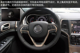 成都2016款大切诺基实拍