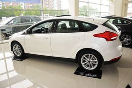 2015款福特福克斯两厢