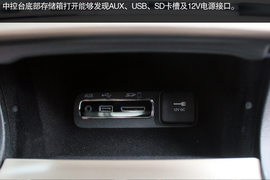 成都2016款大切诺基实拍