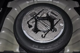 2010款起亚凯尊2.4L