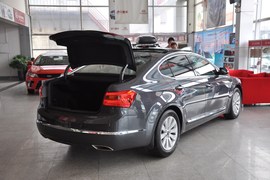 2010款起亚凯尊2.4L