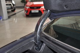 2010款起亚凯尊2.4L