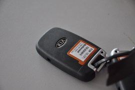 2010款起亚凯尊2.4L