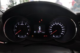 2010款起亚凯尊2.4L