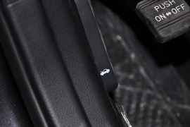 2010款起亚凯尊2.4L