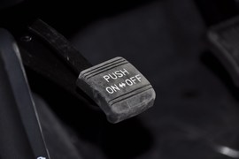 2010款起亚凯尊2.4L