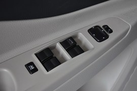 2011款奔腾B50