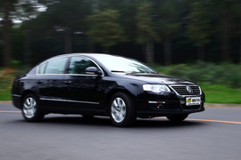 2011款迈腾1.4TSI精英型试驾