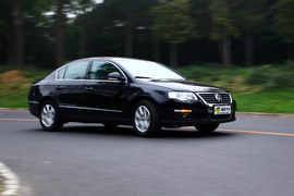 2011款迈腾1.4TSI精英型试驾