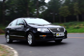 2011款迈腾1.4TSI精英型试驾
