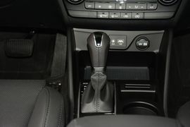 2015款现代全新途胜1.6T双离合两驱智能型