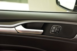 2013款福特蒙迪欧2.0L