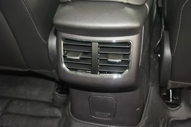 2013款福特蒙迪欧2.0L