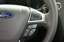 2013款福特蒙迪欧2.0L