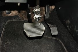 2016款雪铁龙全新爱丽舍