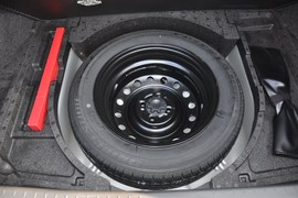 2011款丰田新威驰1.6L