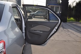 2011款丰田新威驰1.6L