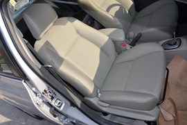 2011款丰田新威驰1.6L