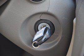 2011款丰田新威驰1.6L