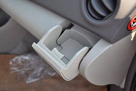 2011款丰田新威驰1.6L