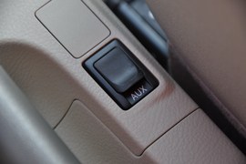 2011款丰田新威驰1.6L