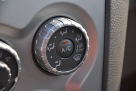 2011款丰田新威驰1.6L