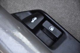 2011款丰田新威驰1.6L