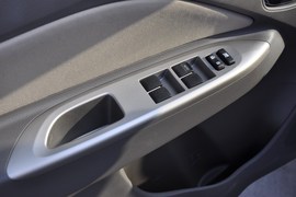2011款丰田新威驰1.6L