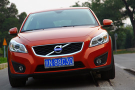 2010款沃尔沃C30试驾