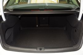  2016款奥迪A3 Limousine 35TFSI自动风尚型
