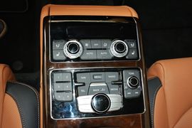 2016款奥迪A8L