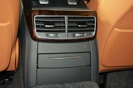 2016款奥迪A8L