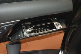 2016款奥迪A8L