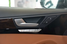 2016款奥迪A8L