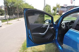 2010款别克英朗XT