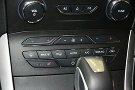 2016款福特锐界EcoBoost245