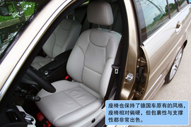 2010款奔驰C级旅行车试驾