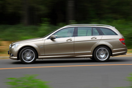 2010款奔驰C级旅行车试驾