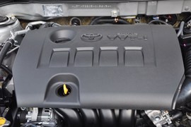 2010款丰田新花冠