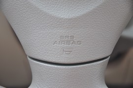 2010款丰田新花冠