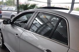 2011款大众宝来1.6L手动舒适型(EA111)