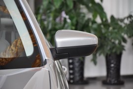 2011款大众宝来1.6L手动舒适型(EA111)