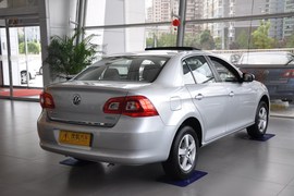 2011款大众宝来1.6L手动舒适型(EA111)