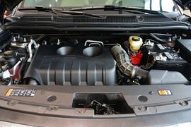 2016款福特探险者2.3T风尚版