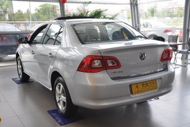 2011款大众宝来1.6L手动舒适型(EA111)